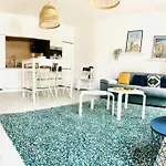 Grand Appartement Chaleureux Proche Centre - Wifi